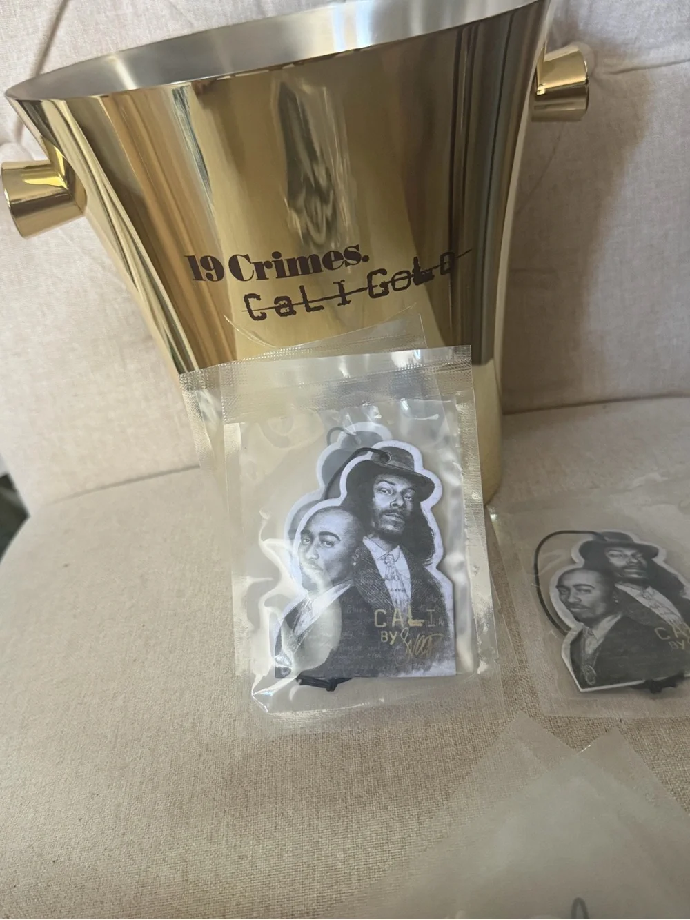 Snoop Dogg Collectible Bundle — 19 Crimes 